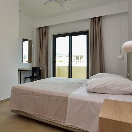 פליאוחורה Rosemary Apartments מראה חיצוני תמונה