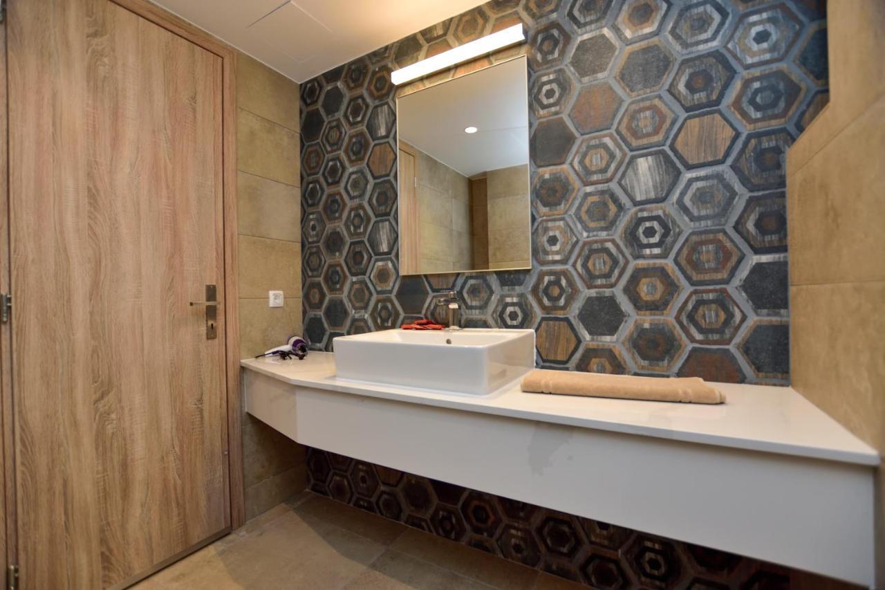 פליאוחורה Rosemary Apartments מראה חיצוני תמונה
