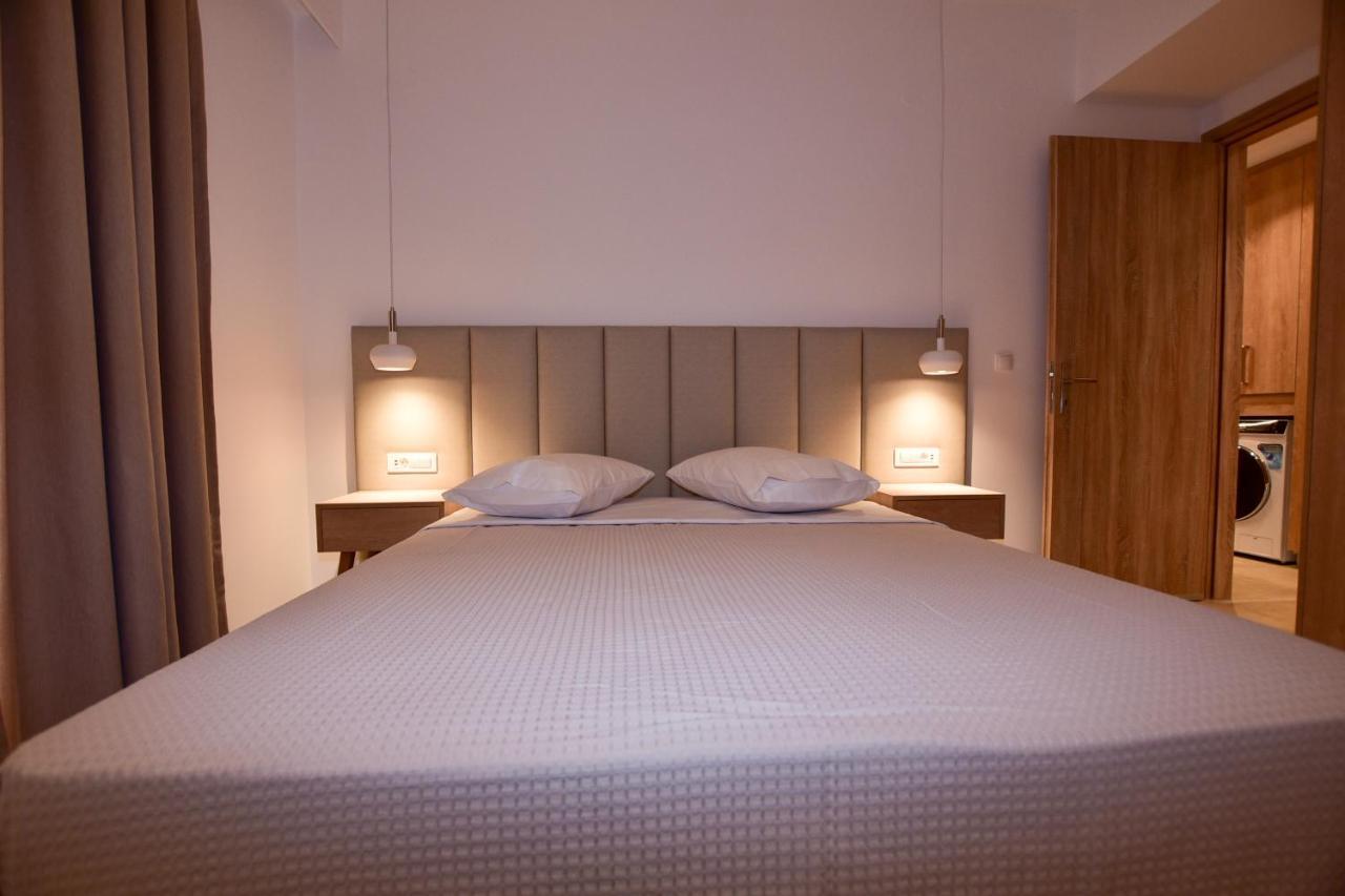 פליאוחורה Rosemary Apartments מראה חיצוני תמונה