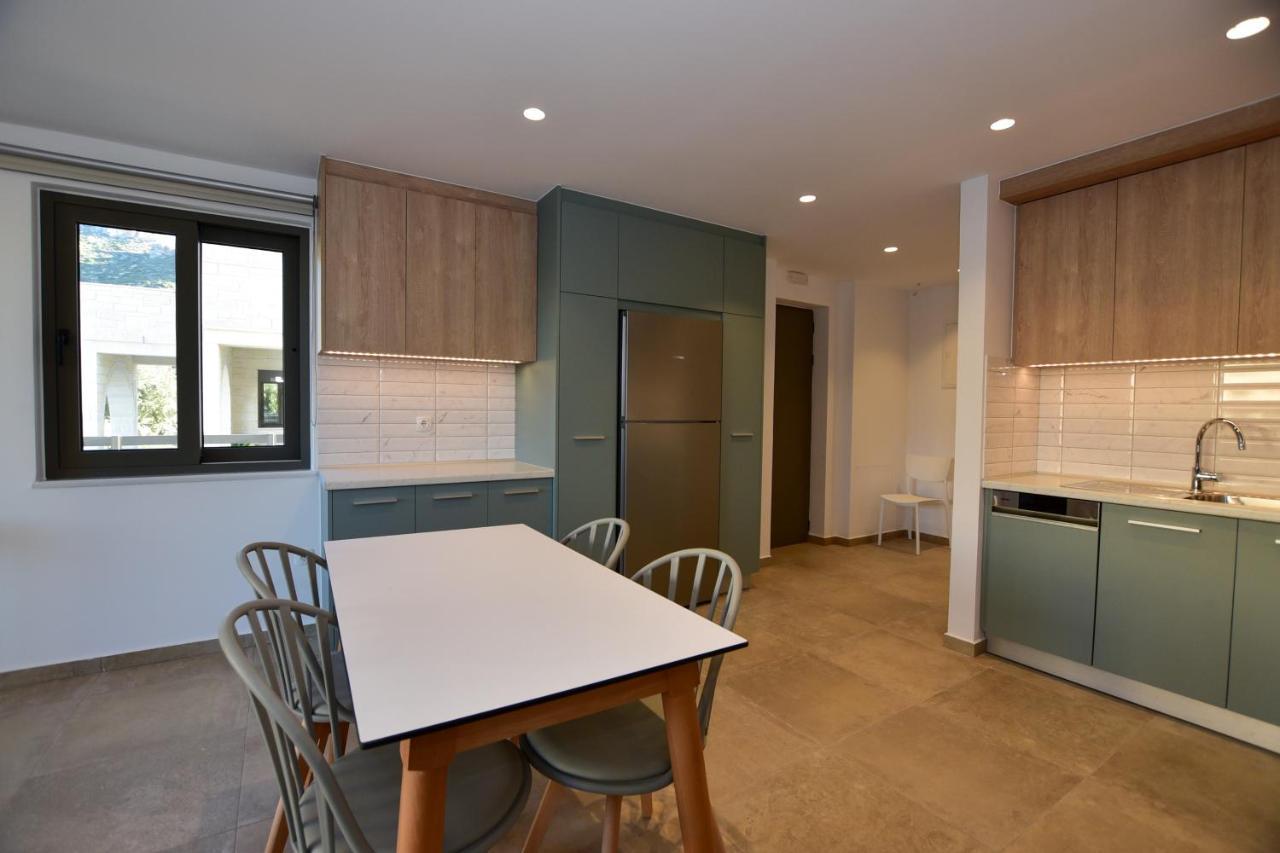 פליאוחורה Rosemary Apartments מראה חיצוני תמונה