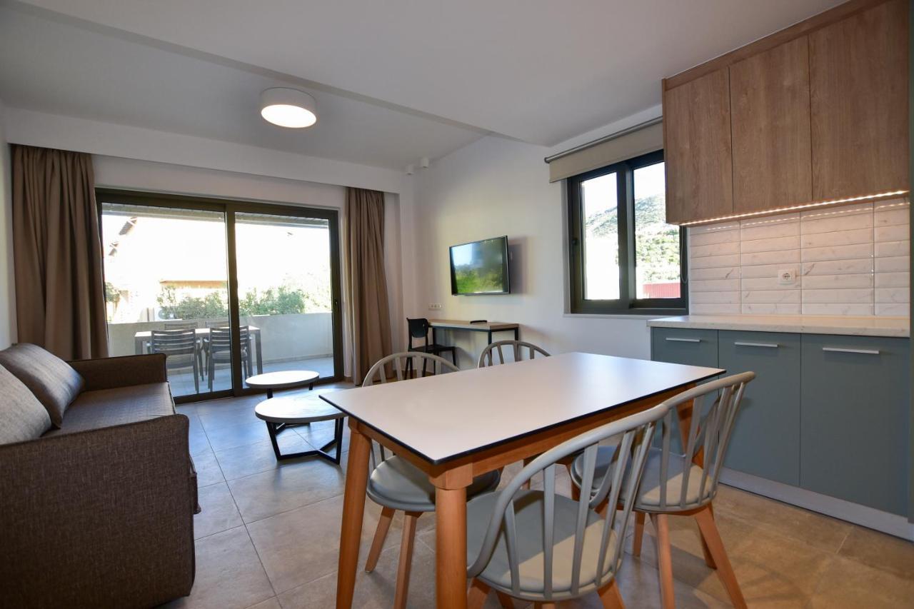 פליאוחורה Rosemary Apartments מראה חיצוני תמונה